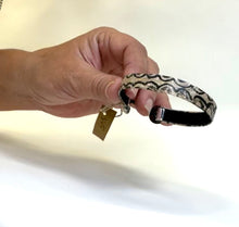 Load image into Gallery viewer, He‘e thin Kapa Bracelet