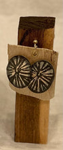 Load image into Gallery viewer, ‘Opihi Earrings-posts