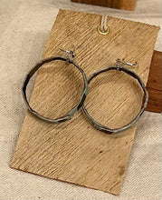 Load image into Gallery viewer, Pūko‘a Kapa Small Hoop Earrings 1 1/2"-Silver