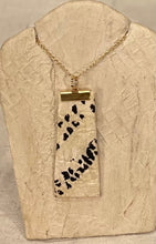 Load image into Gallery viewer, Kupukupu Pendants