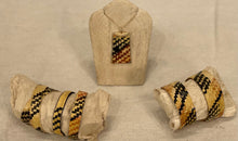 Load image into Gallery viewer, ‘E‘e‘e Kapa Bracelets