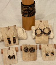 Load image into Gallery viewer, Mākālua Cut Hoop Kapa Earrings 1 1/2" x 1 1/2"-Gold