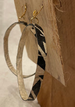 Load image into Gallery viewer, ‘Ihe Earrings-Hoops