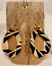 Load image into Gallery viewer, ‘Ihe Earrings-Cut Loop 2"-Gold