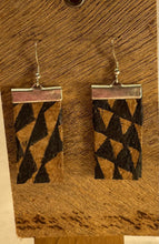 Load image into Gallery viewer, Po‘okela Earrings - Medium Disks-1 1/4"-Gold