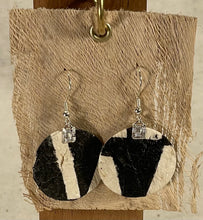 Load image into Gallery viewer, ʻOhe Earrings  Disks-1"-Silver