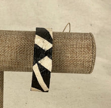 Load image into Gallery viewer, ʻOhe Bracelets-Thin