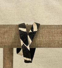 Load image into Gallery viewer, ʻOhe Double-wrap Bracelet/Choker