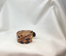 Load image into Gallery viewer, Kōnane Cuff