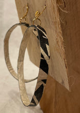 Load image into Gallery viewer, ‘Ihe Earrings-Hoops
