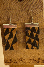 Load image into Gallery viewer, Po‘okela Earrings - Medium Disks-1 1/4&quot;-Gold
