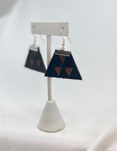 Load image into Gallery viewer, Mauna Earrings 1 1/4&quot; x 1 3/4&quot;
