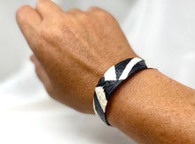 Load image into Gallery viewer, ʻOhe Bracelets-Thin
